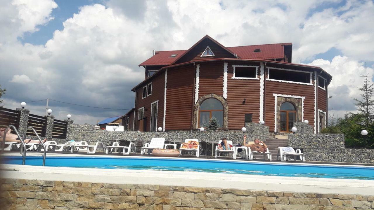 Panorama Karpat Hotel Yablunytsya Exterior foto